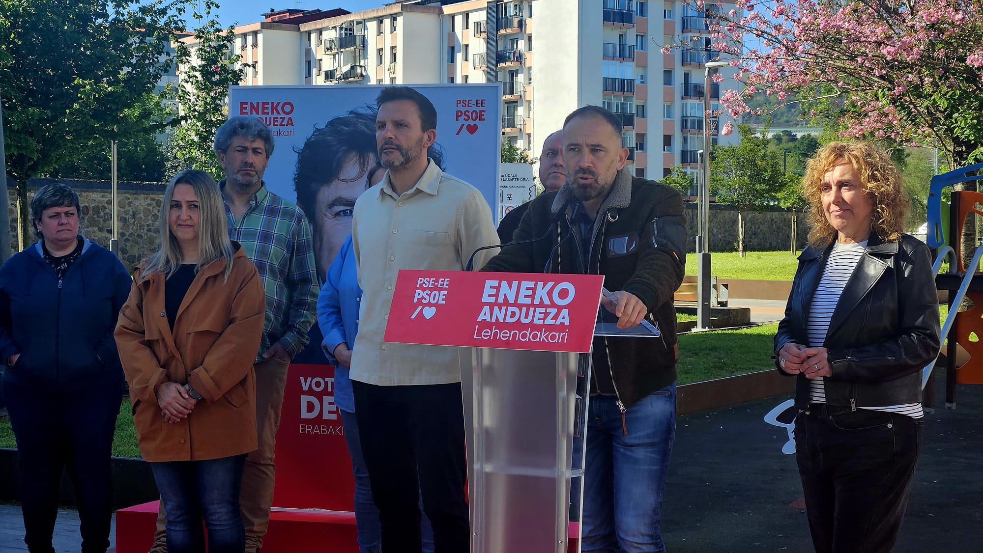 Denis Itxaso, durante el acto político en Lasarte-Oria. Foto: Socialistas Vascos
