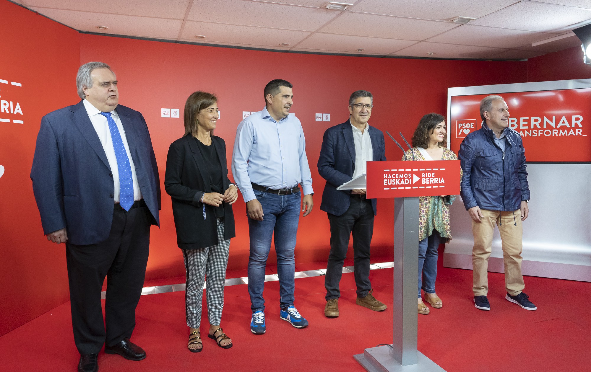 Rueda de prensa de los diputados y senadores socialistas vascos | Foto: Socialistas Vascos