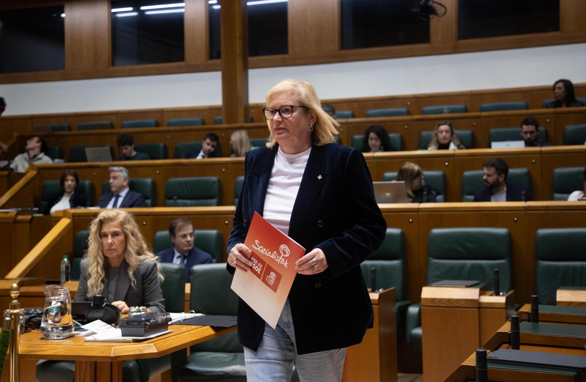 La portavoz de Hacienda y Presupuestos, Susana Corcuera, en el debate de enmiendas de totalidad.