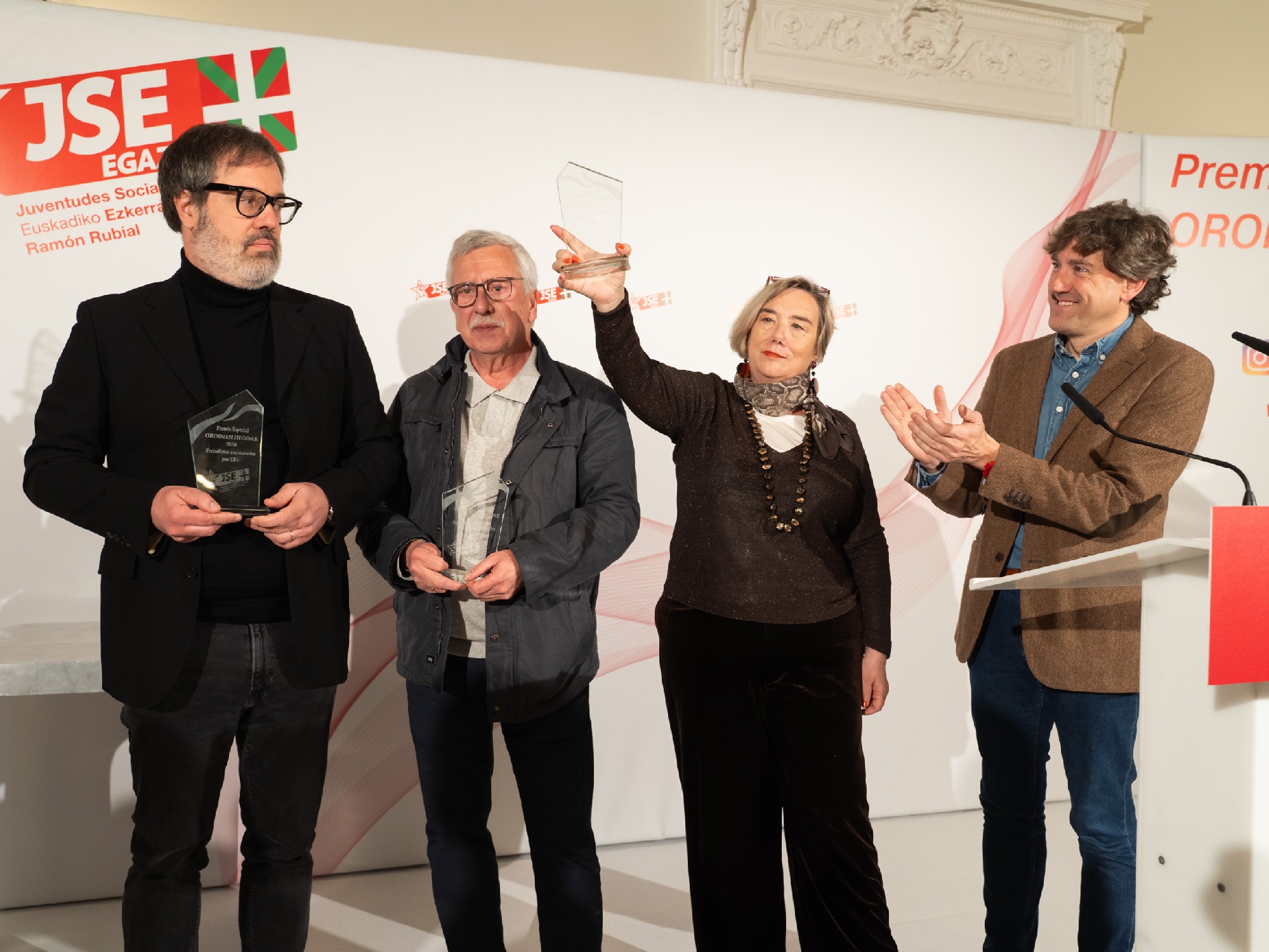 Ala&iacute;n L&oacute;pez de la Calle, Gorka Landaburu, Aurora Intxausti y Eneko Andueza | Foto: Socialistas Vascos