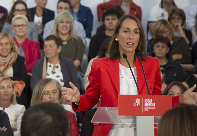 Natalia Rojo, en un acto durante la pasada campaña electoral. FOTO | Socialistas Vascos