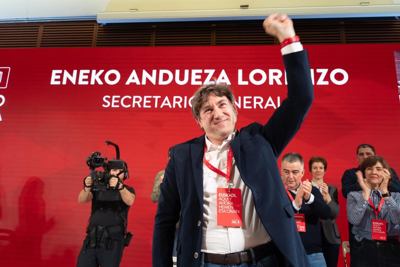 El Secretario General del PSE-EE, Eneko Andueza, en la clausura del 10º Congreso de los Socialistas Vascos | Foto: Socialistas Vascos