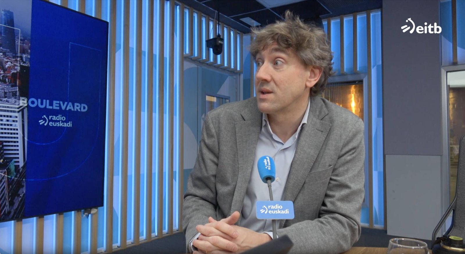 El Secretario General del PSE-EE, Eneko Andueza, durante la entrevista en "Boulevard" de Radio Euskadi | Foto: Socialistas Vascos